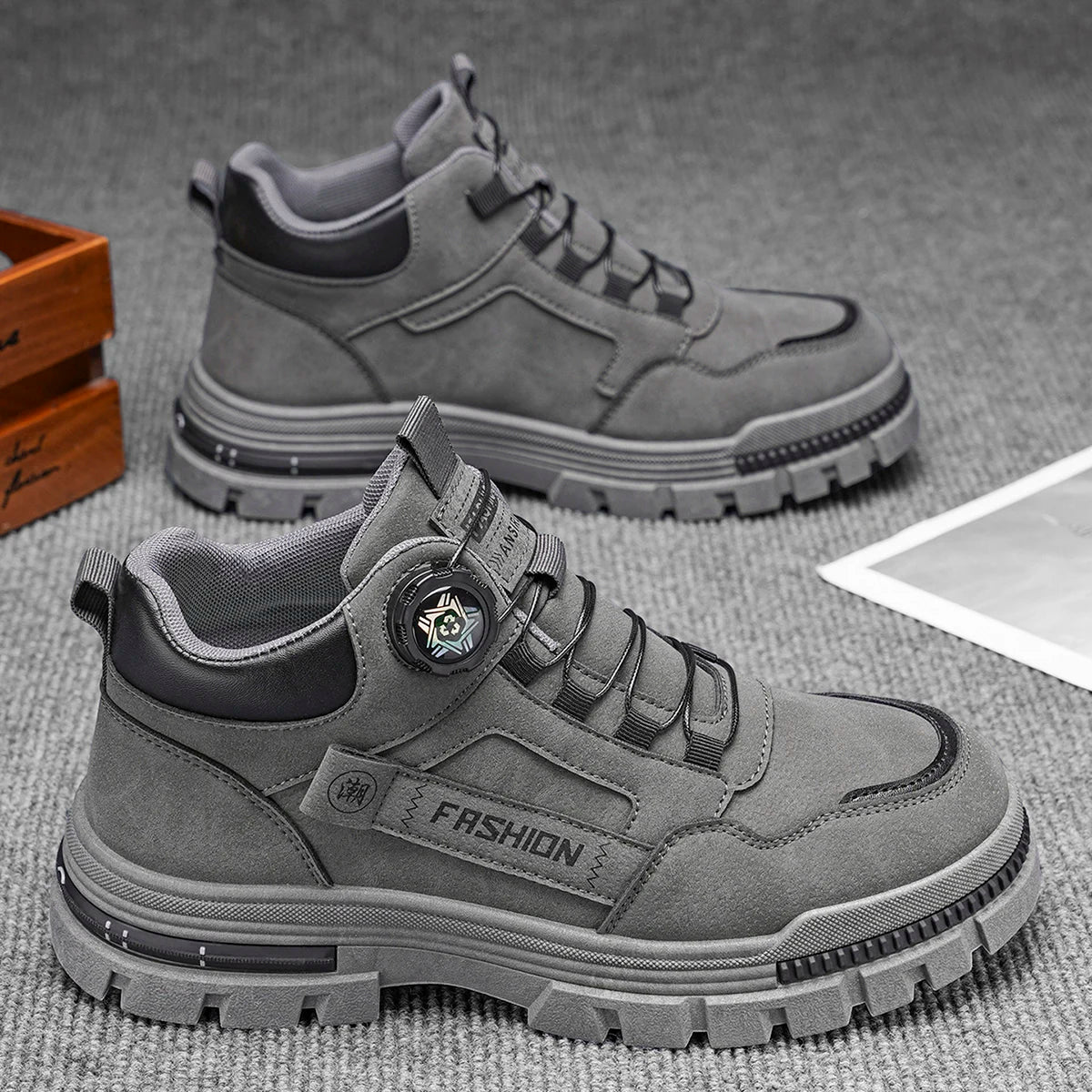 Men’s Technical Trekking Sneakers with BOA Closure System – Non-Slip Thick Sole