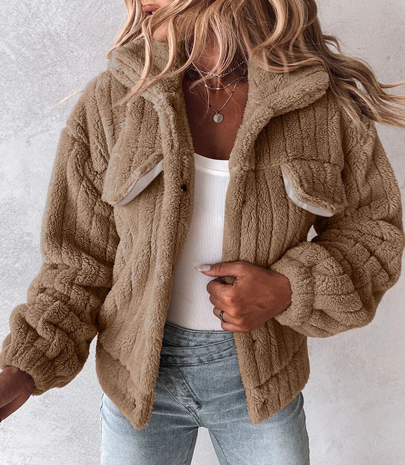 Women’s Plush Jacket – Cozy Autumn & Winter Outerwear