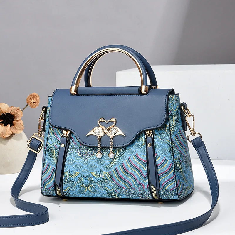 Lunarc – Women’s Shoulder Bag Charms Minimal Chic Design