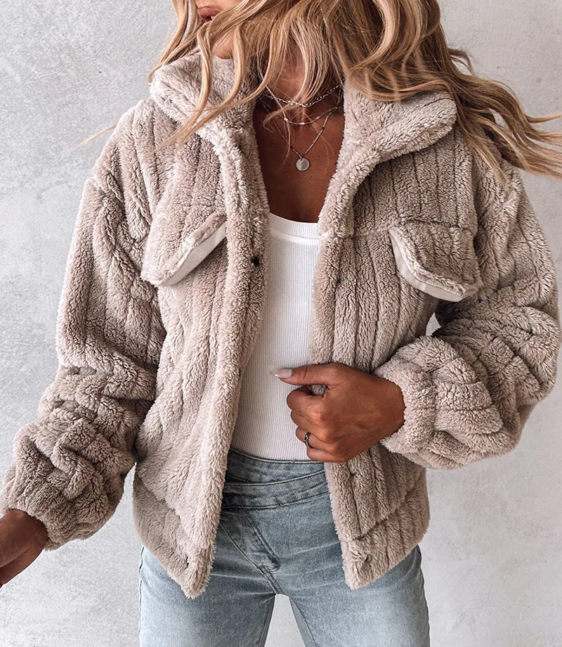 Women’s Plush Jacket – Cozy Autumn & Winter Outerwear